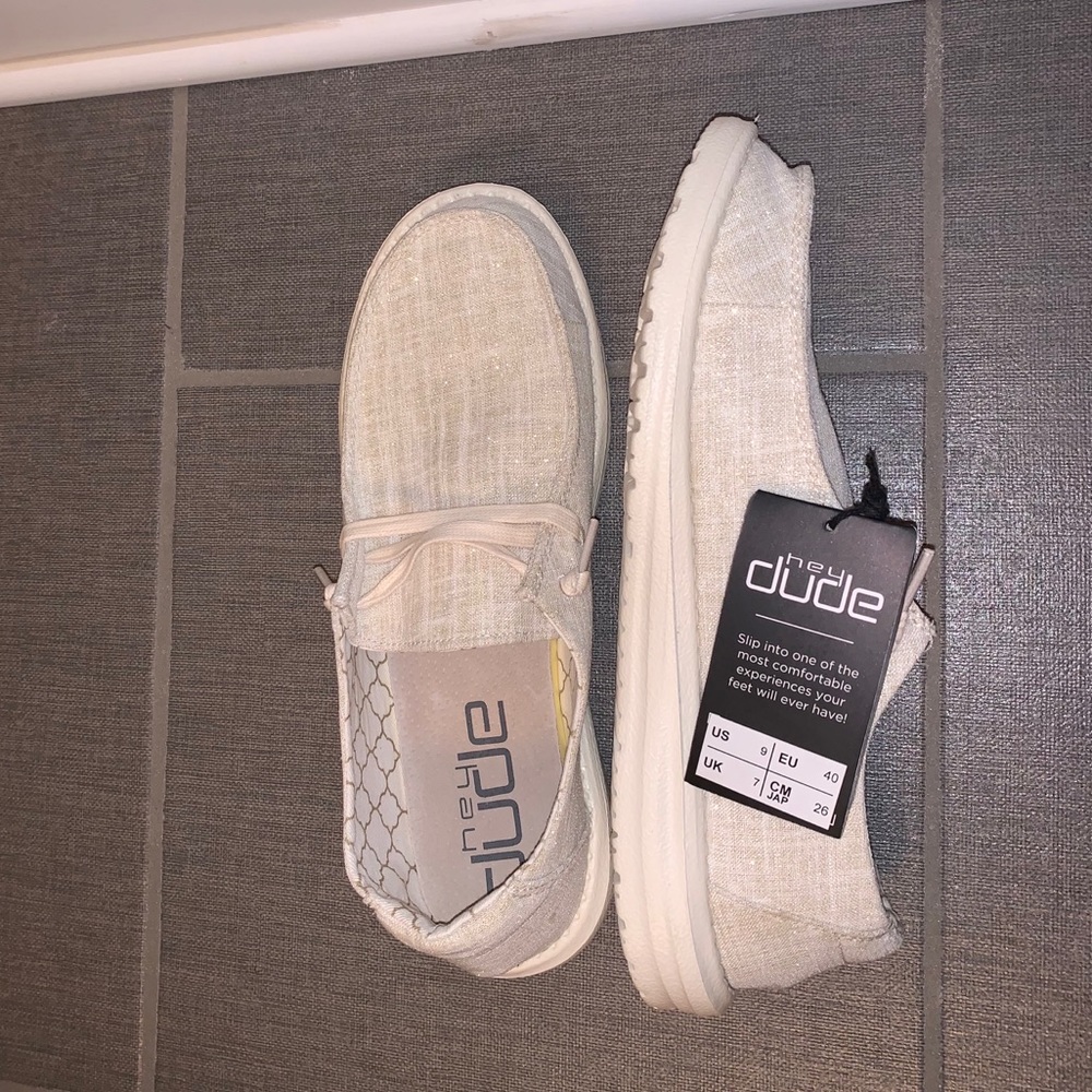 👟Women’s HEY DUDE Shoes